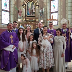 Biskup Šaško krstio šesto dijete obitelji Brabenec